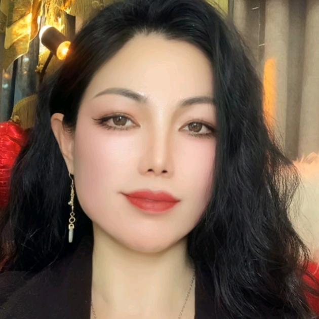 酒窝辉姐