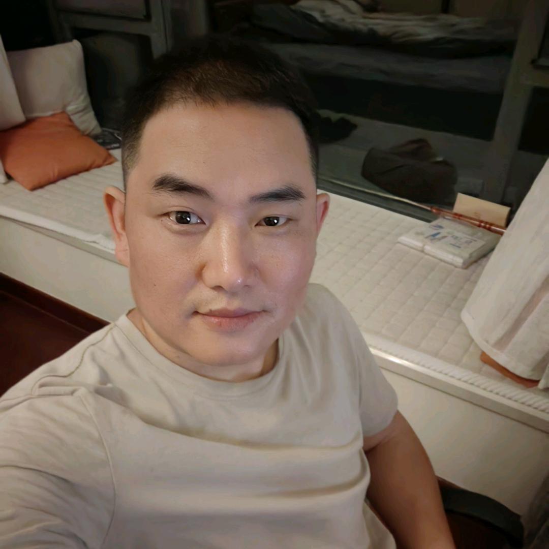 凡世微尘