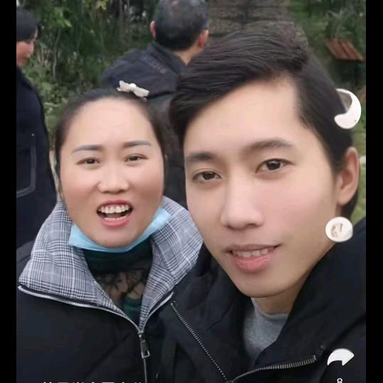 (慈母肖金霞)小儿子其友