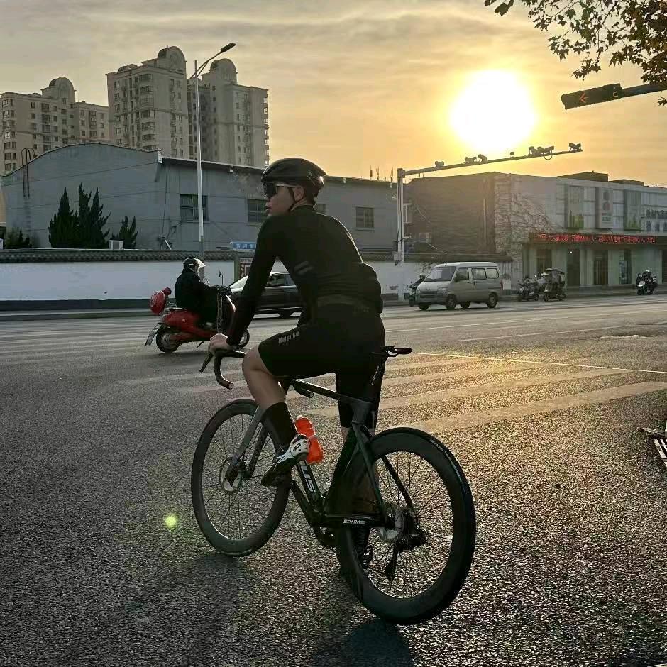 单车界彭于晏