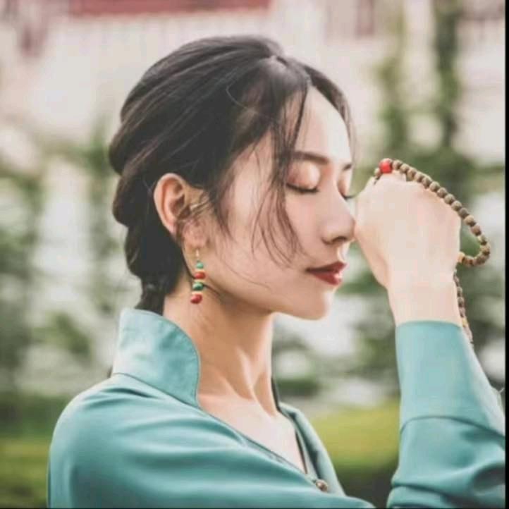 😔时光背面的我 😏
