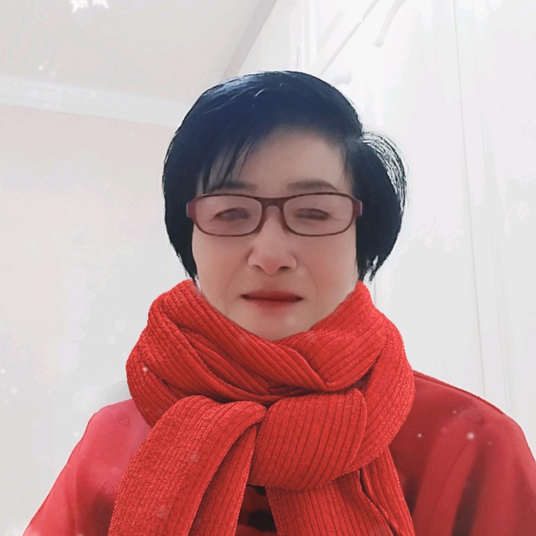 何霞