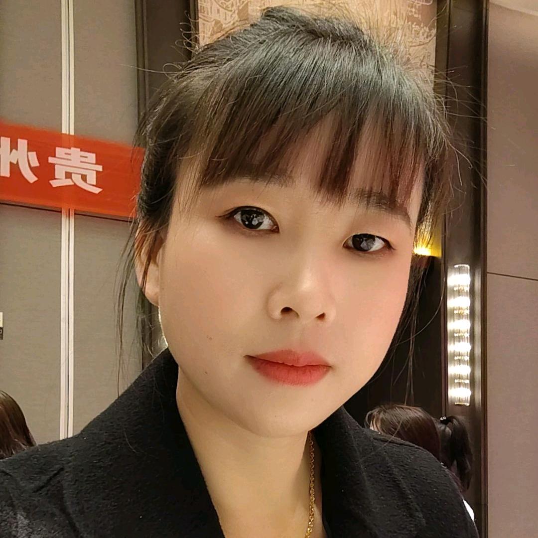 单亲妈妈。