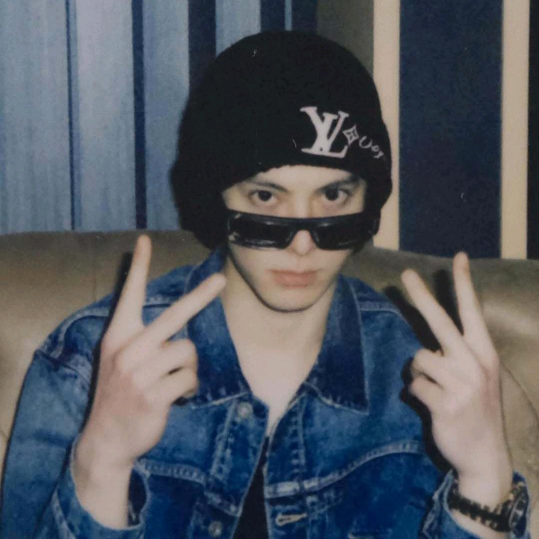 CHEN_D.