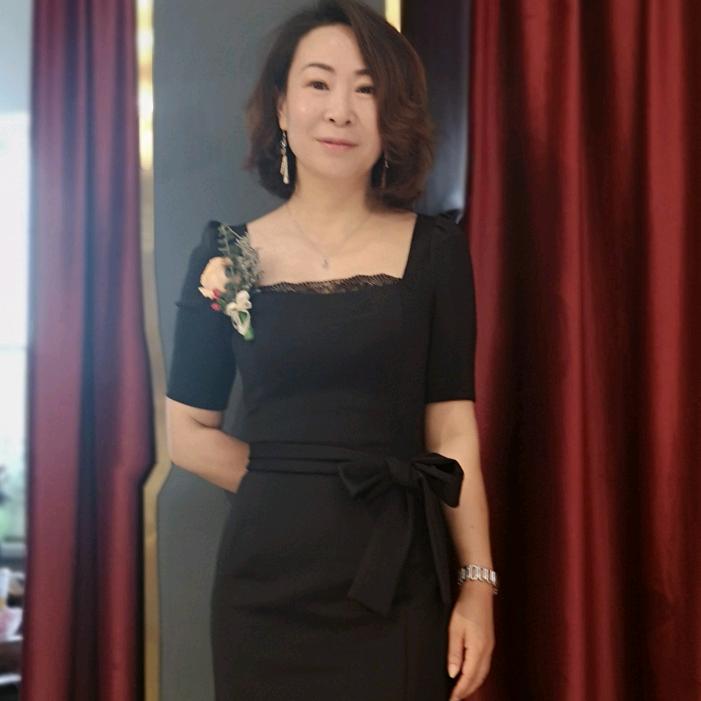 女人有约新疆围巾帽子坊