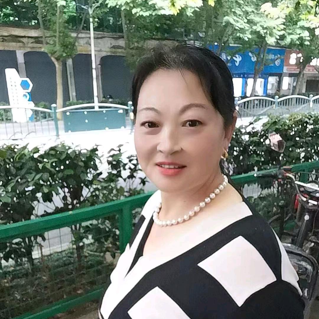 燕姐下午2点半首播