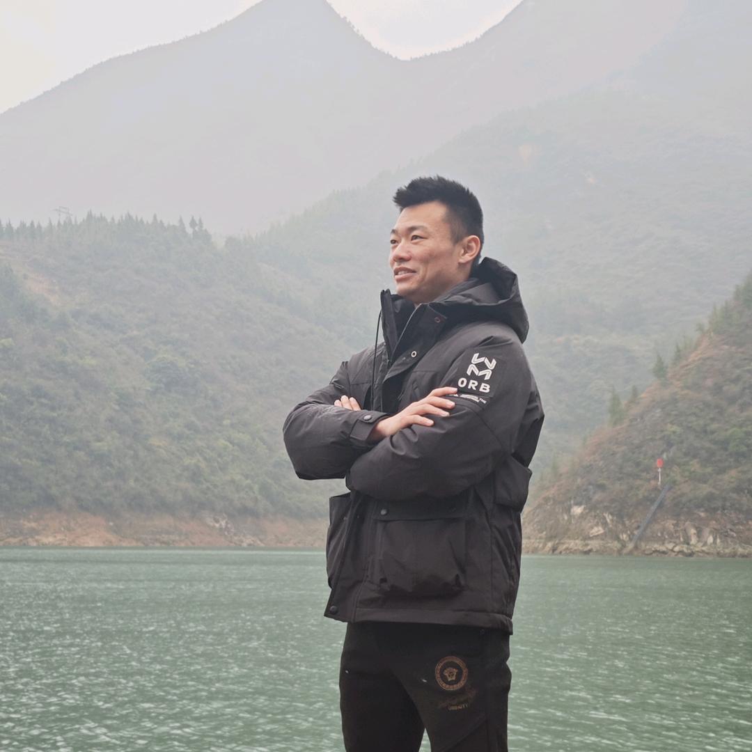 逐梦行云