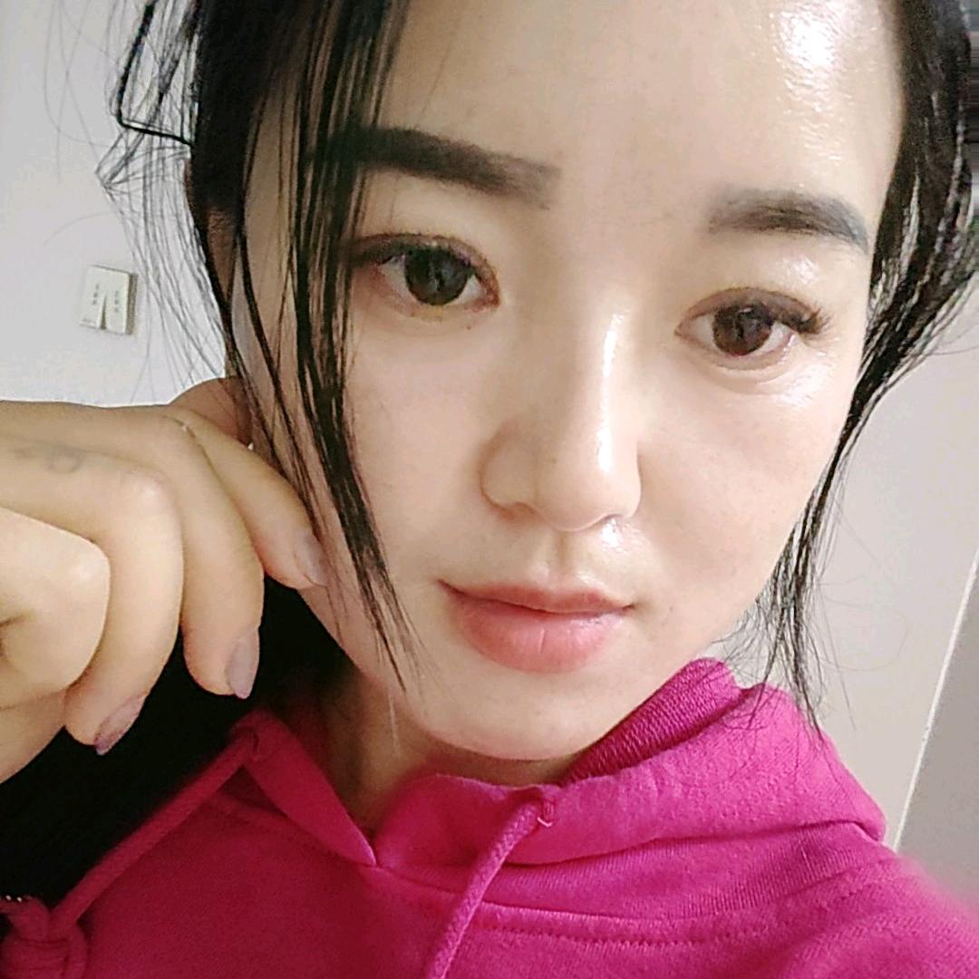 90后小媳妇☞拖石膏