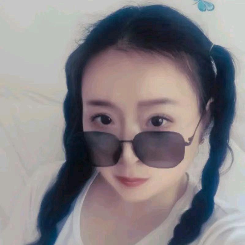 奔跑的铁妞