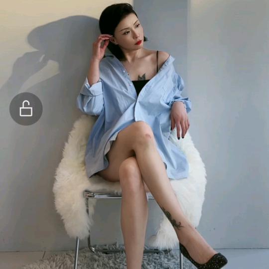 长腿靓靓姐