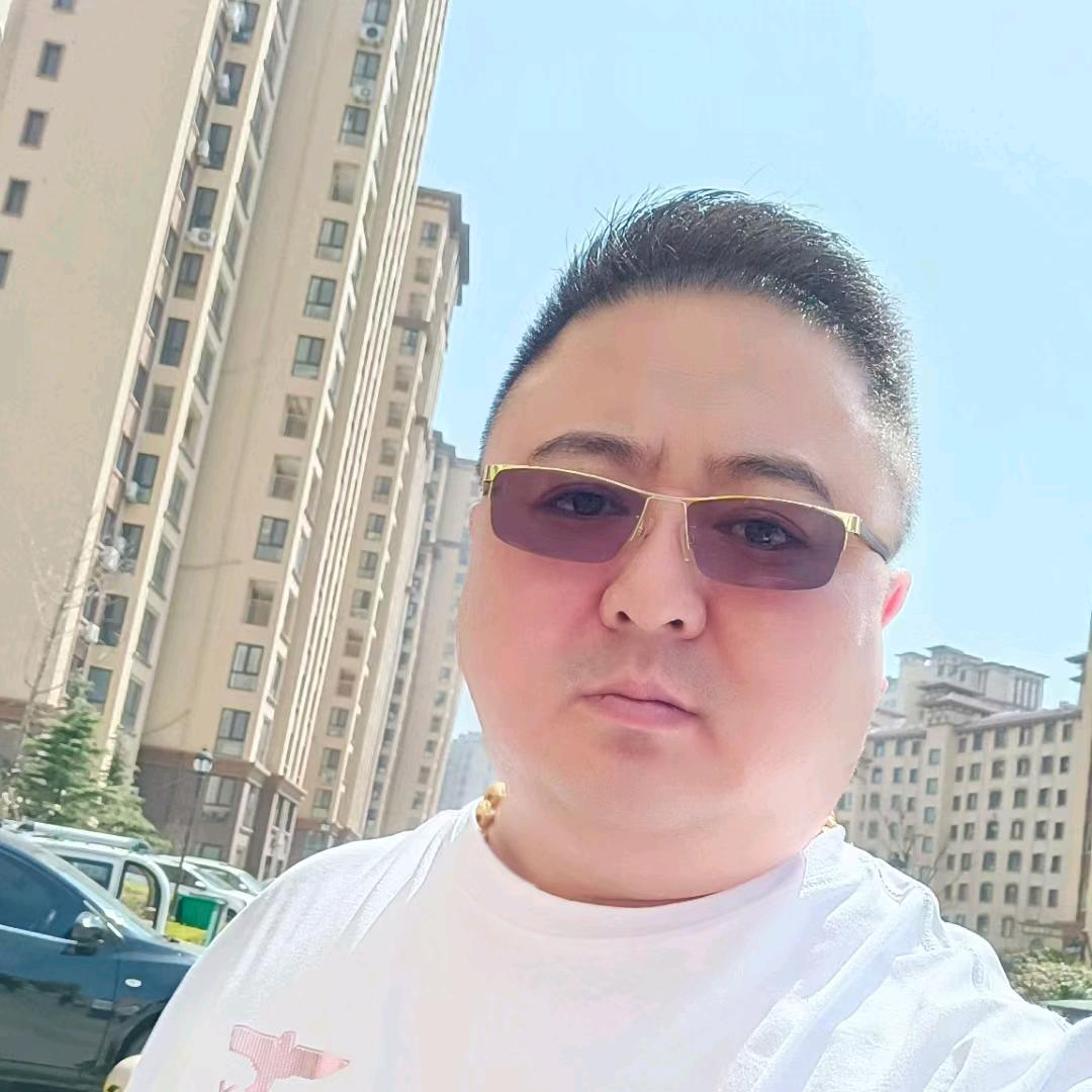 潮牌服饰工厂（欢迎来样加工定制）