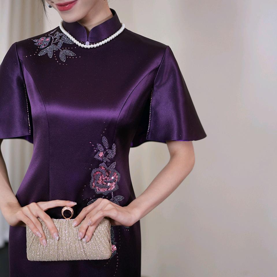 苏苏妈妈礼服馆