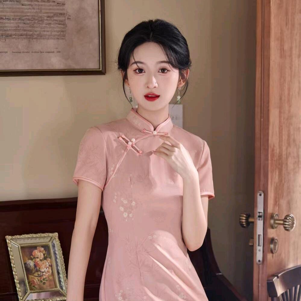 莹莹穿搭