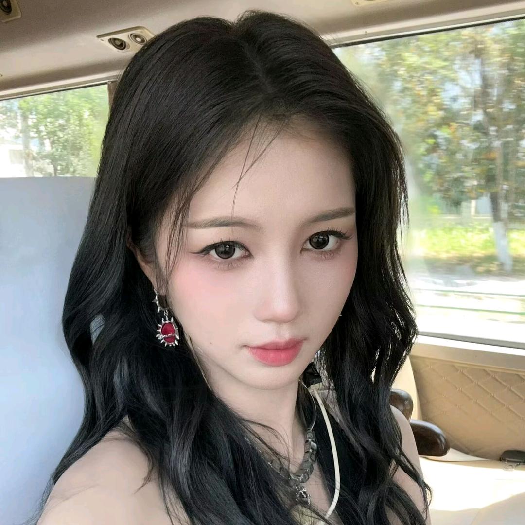 yAlw