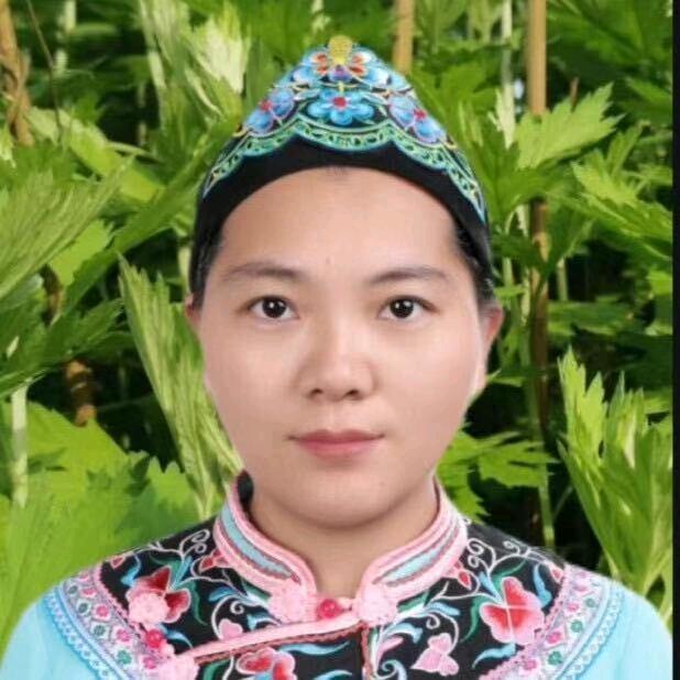 王梅艾草人生