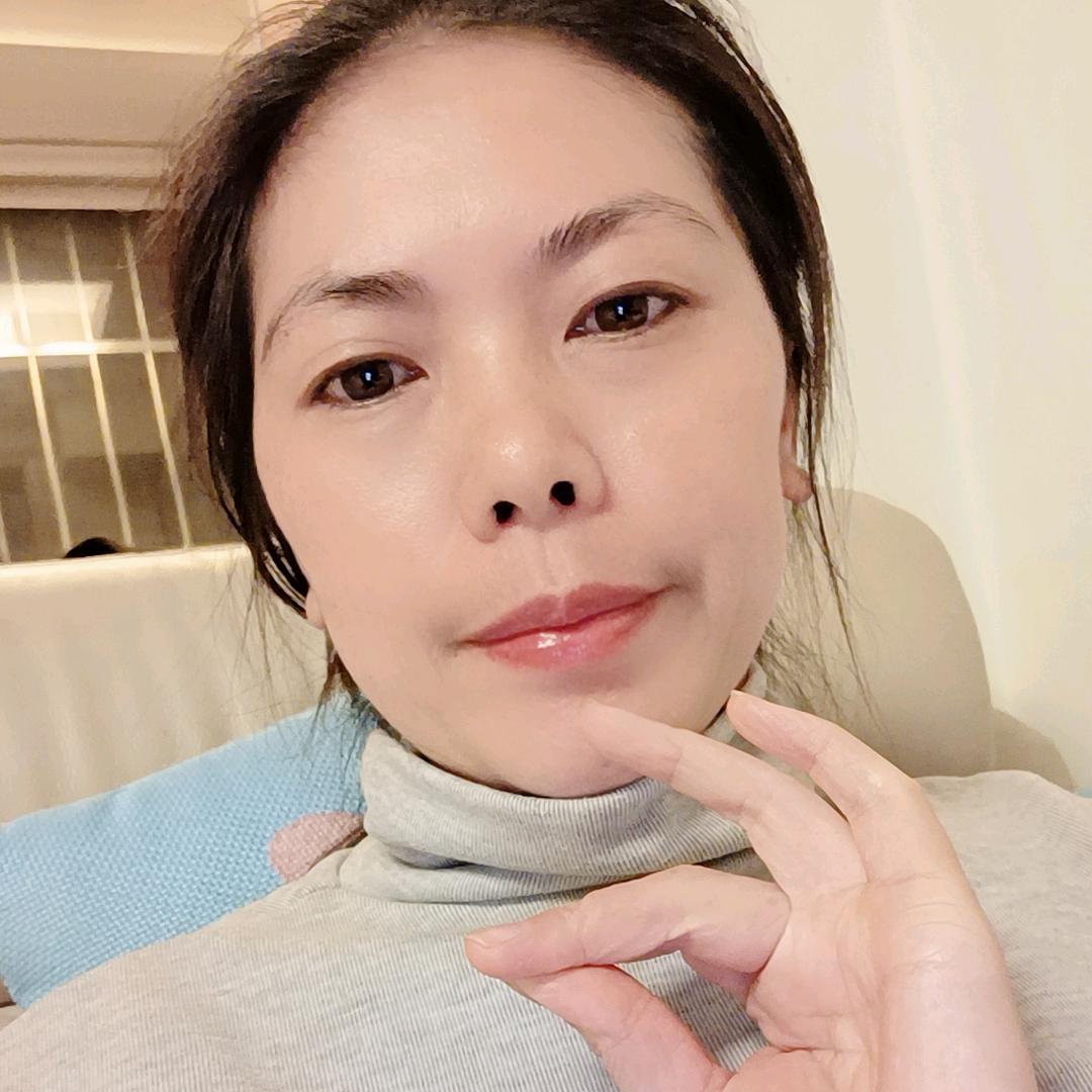 阿芳的橱窗