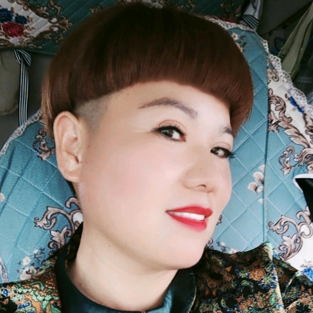 受伤的一只小兔子