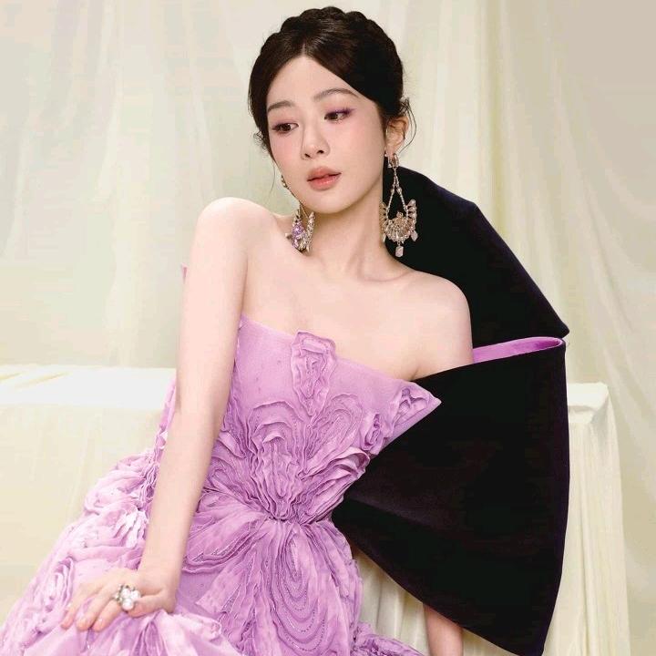 云南哈尼小伙。