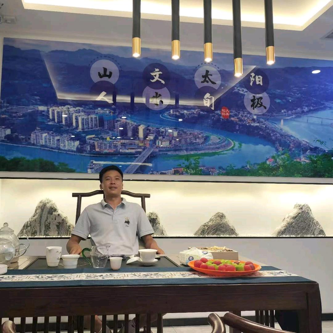 西安陕南小郭二手车  郭峰