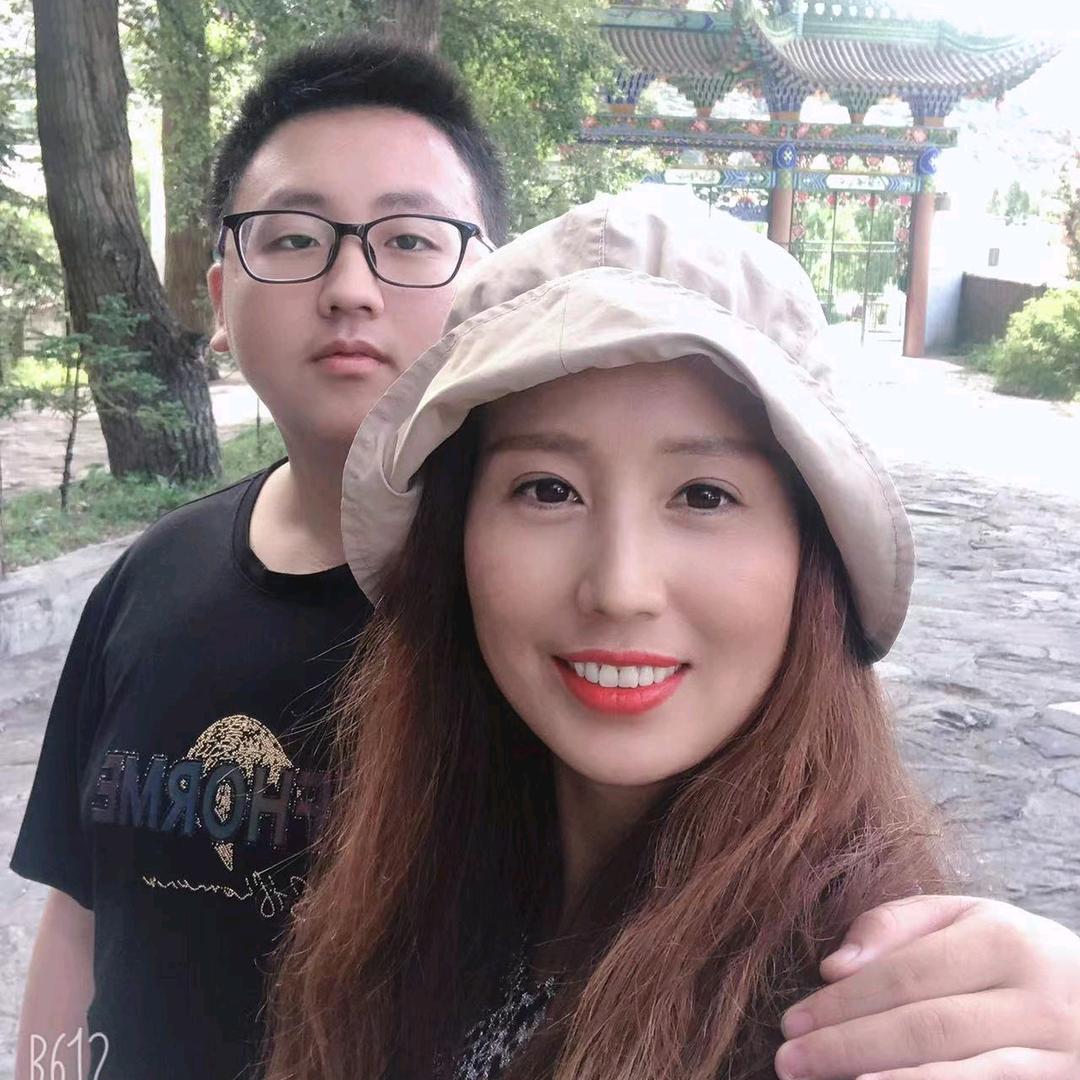 叶叶白