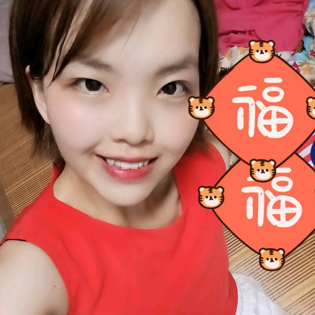 LU🐴露小小