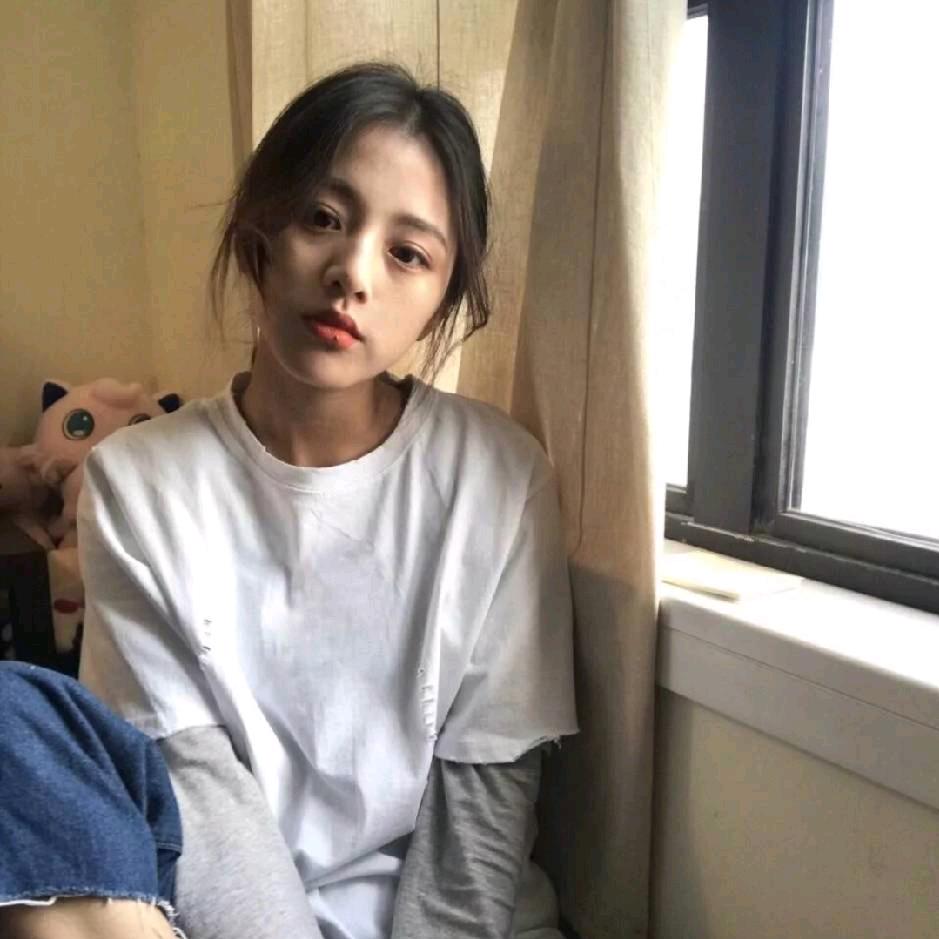 尤里子.