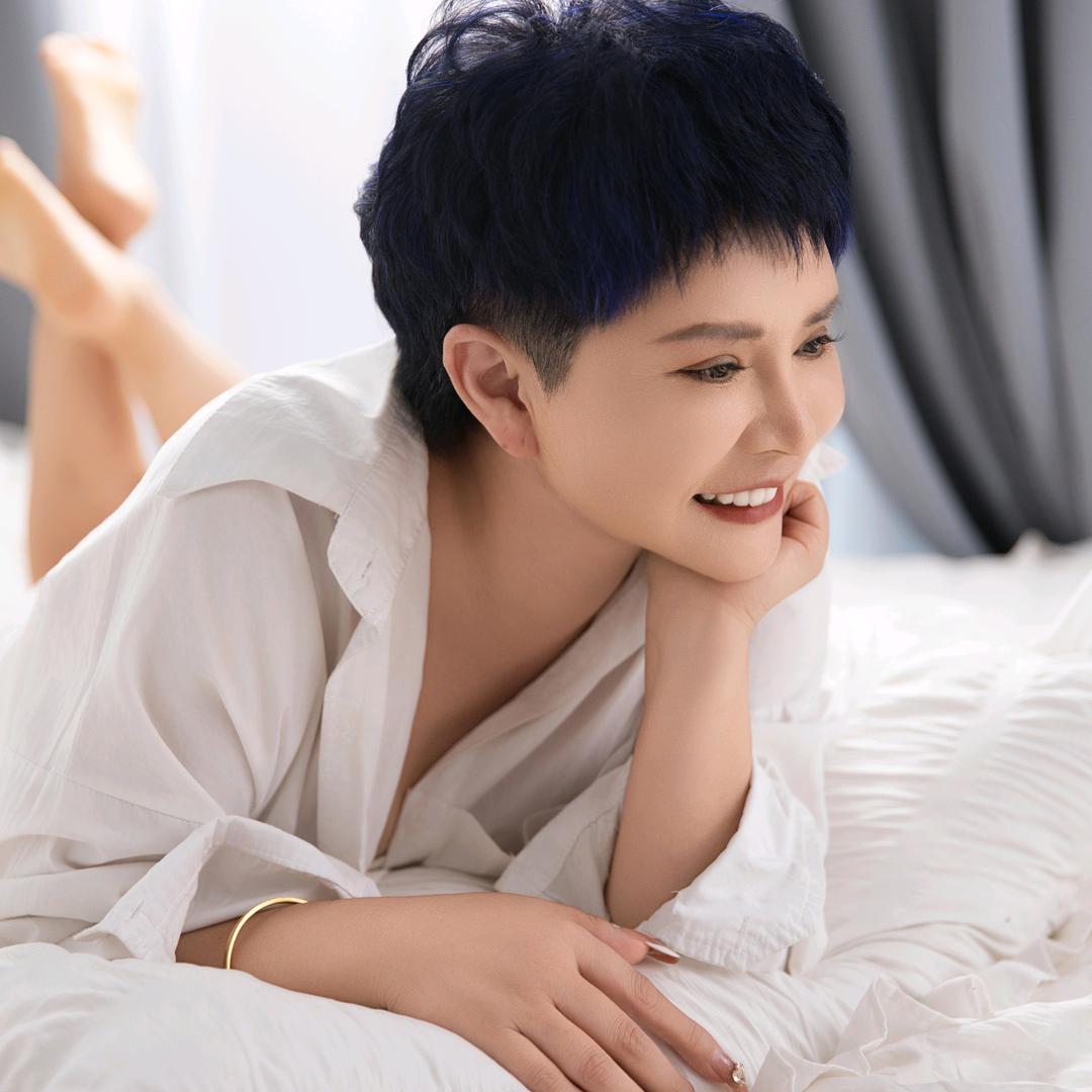 爱美的方姐💞