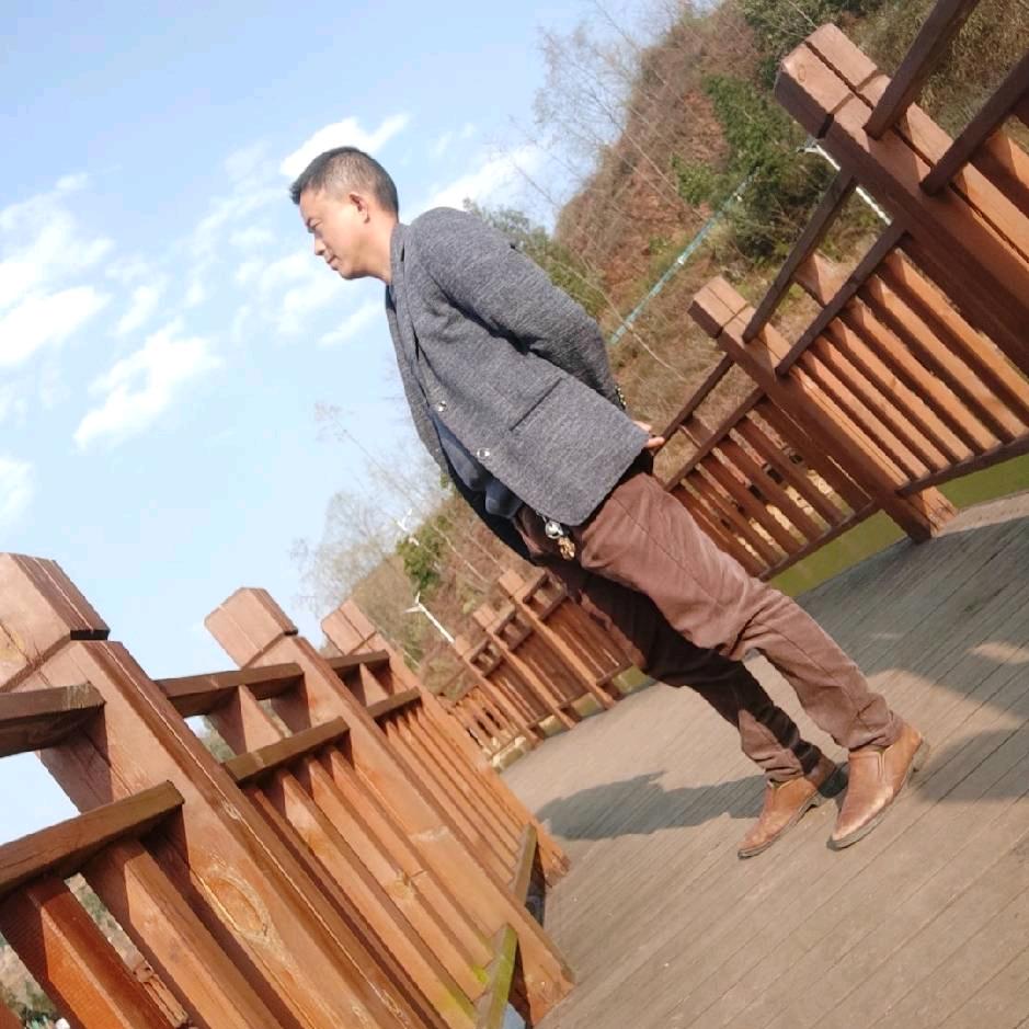 河边溜达