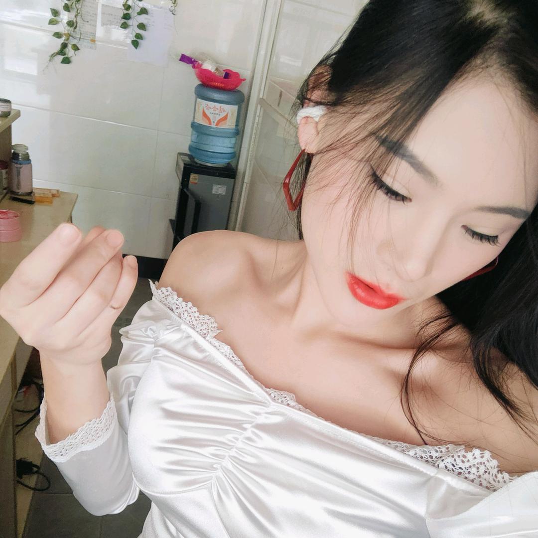 茶楼，打工娥