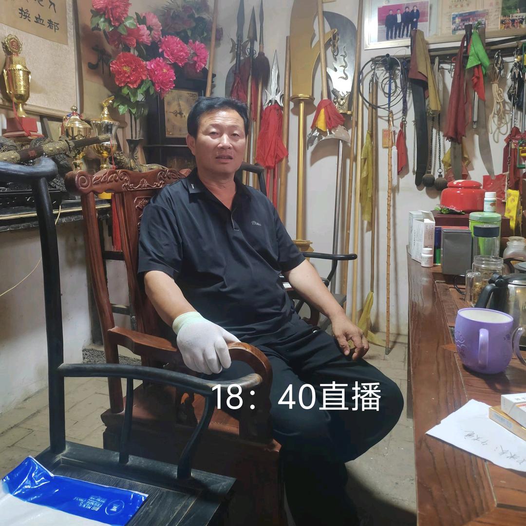 铁砂掌老李