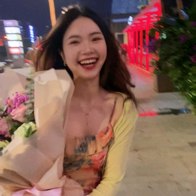 单色拉丁舞宇涵老师
