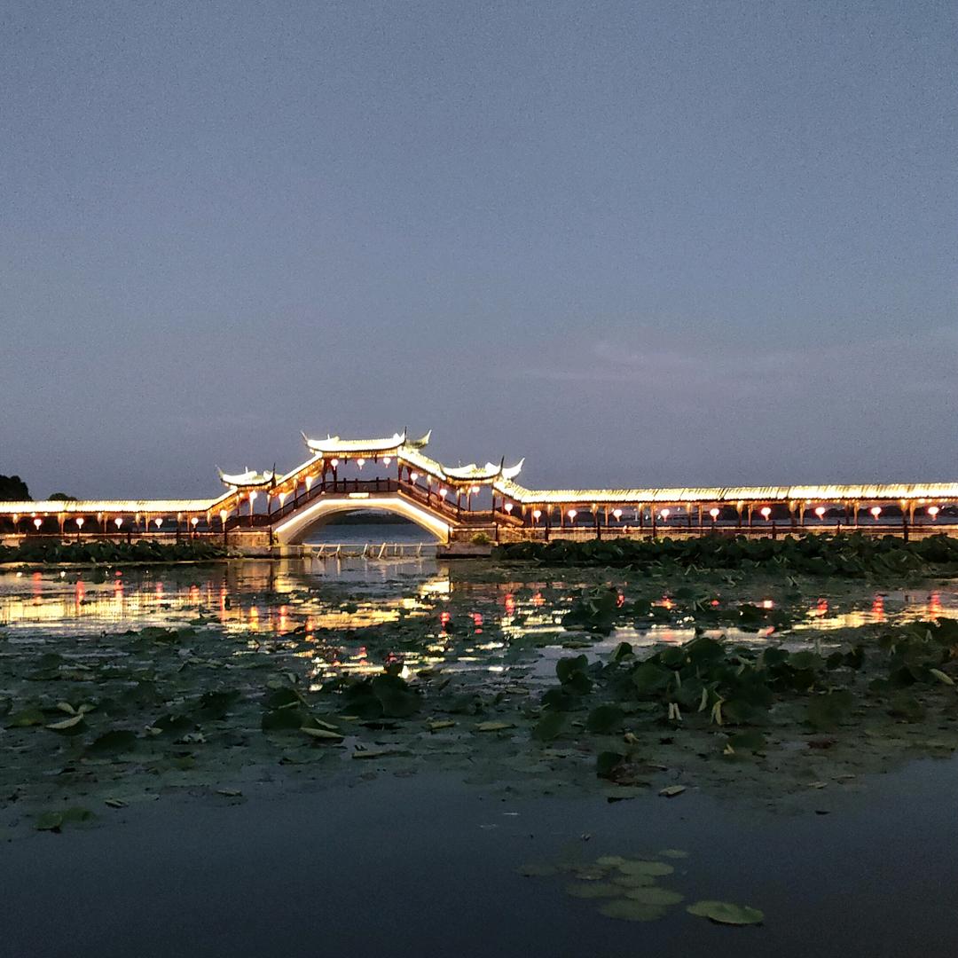 金玉梁园