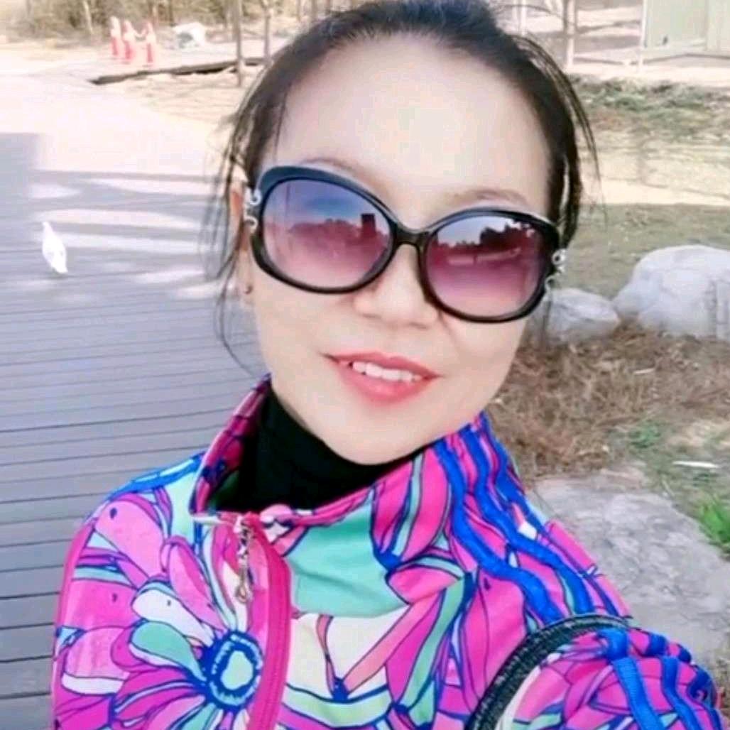 苹苹