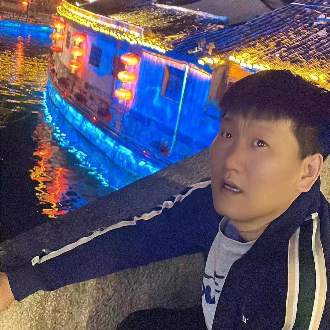周欣