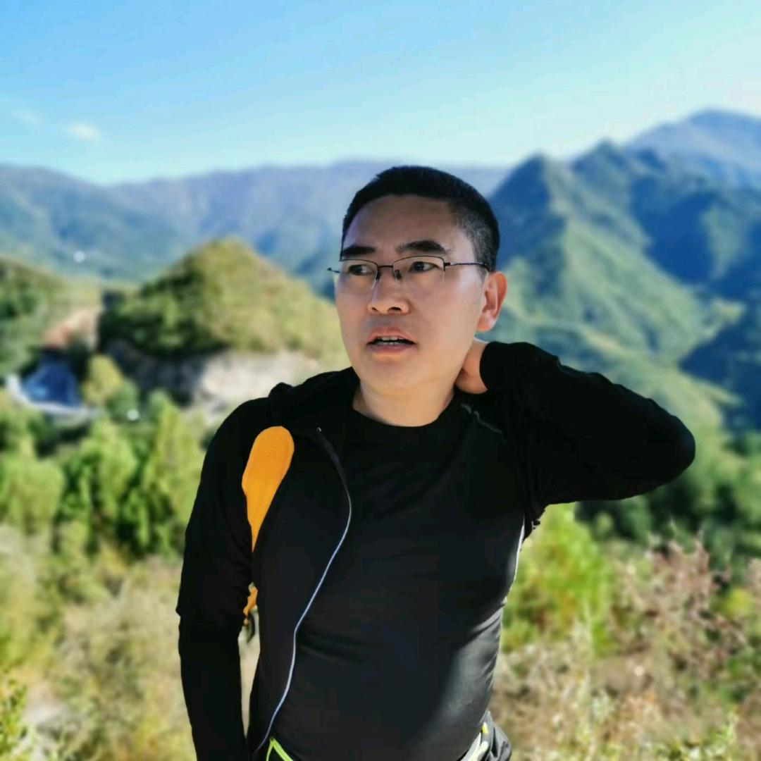 刘讲究刨生活