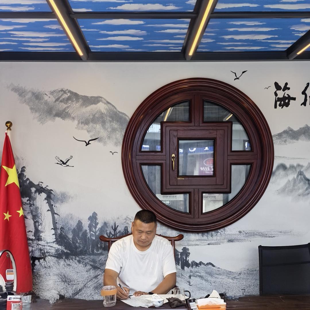 专业专注门窗三十年