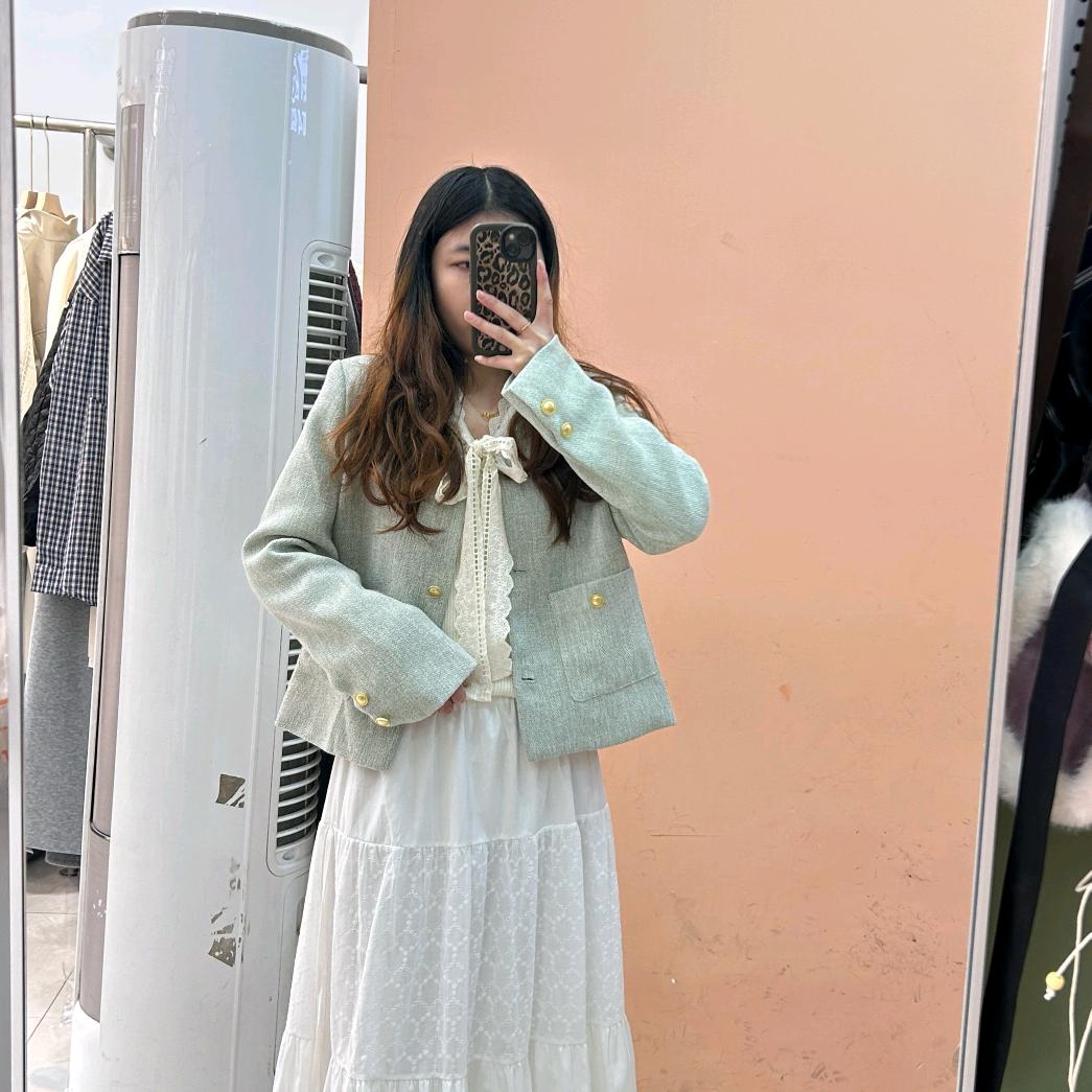 休尚百度女装大英小柒