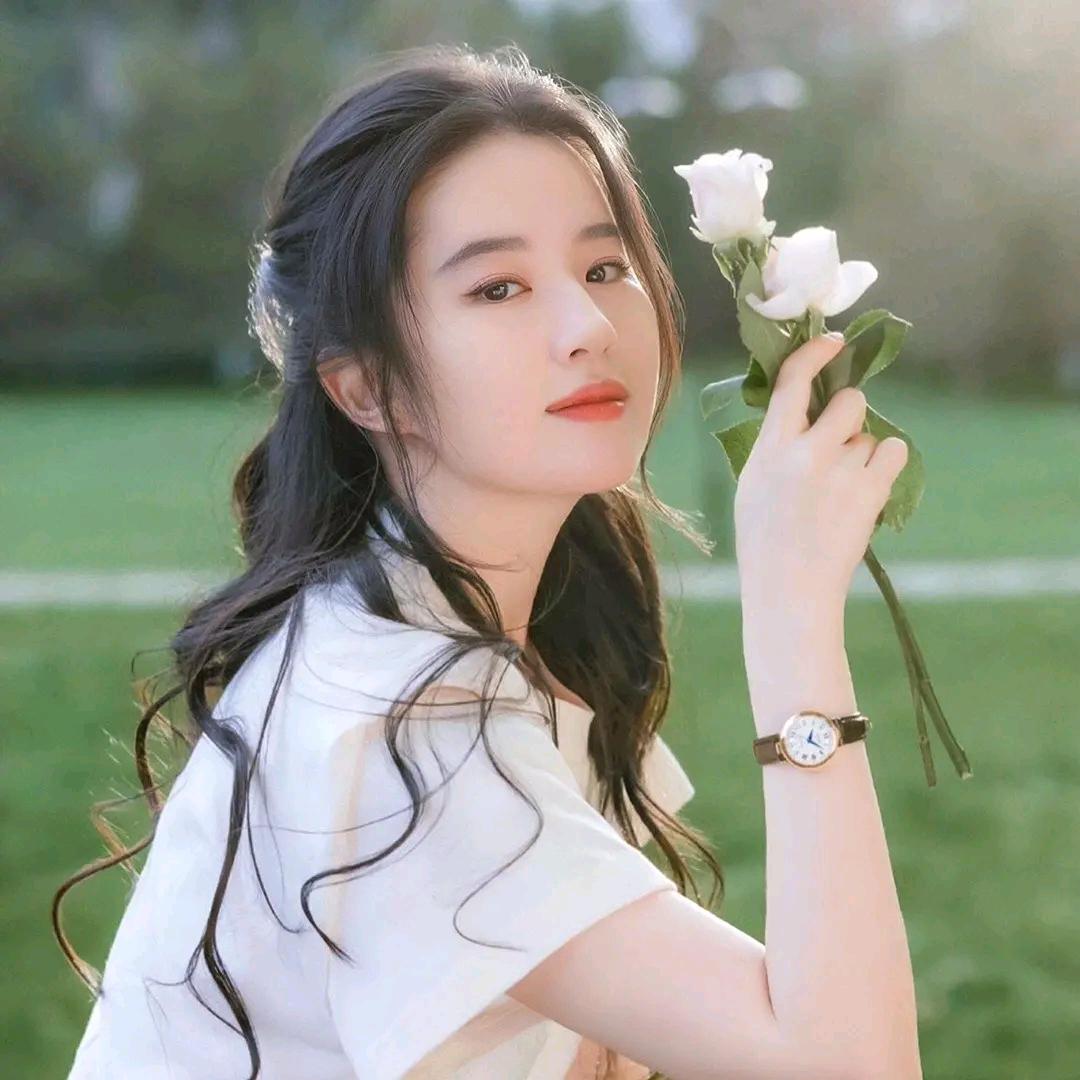 芊芊女装穿搭