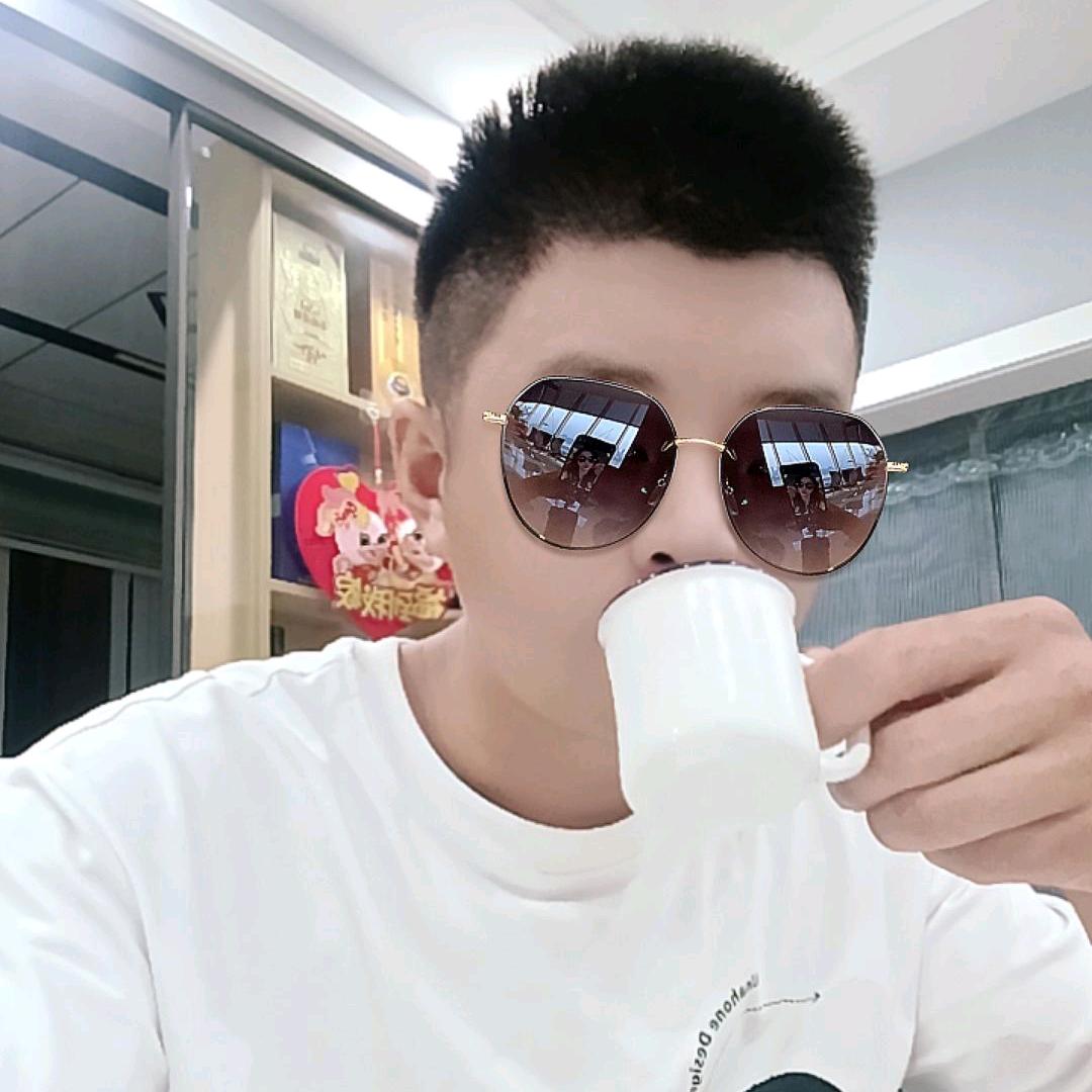 张亮家装工装拆除，敲墙铲墙黄沙水泥红砖等