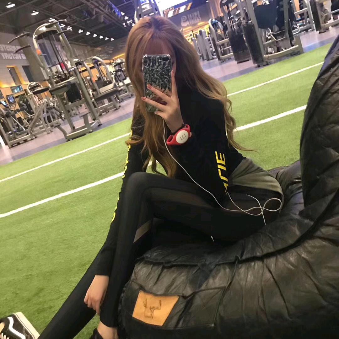 颜如玉