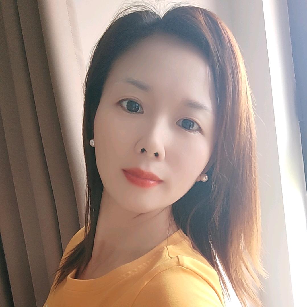 杨发英