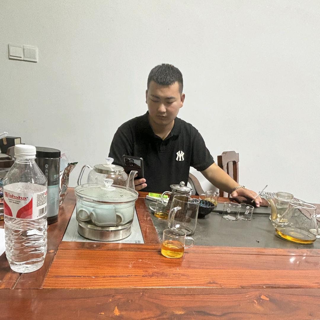 上海光伏总代理王诚博（招业务）