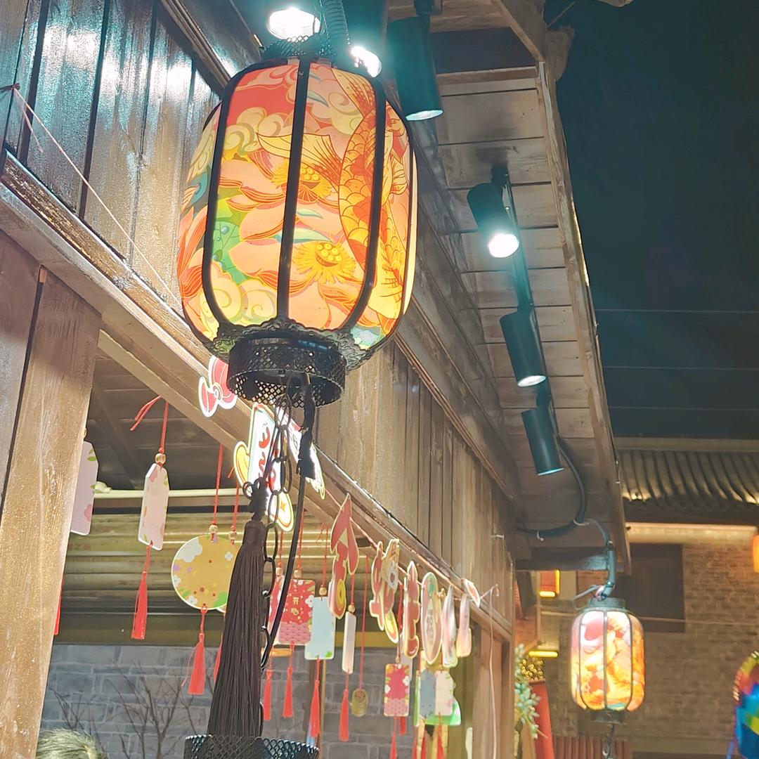 小小七