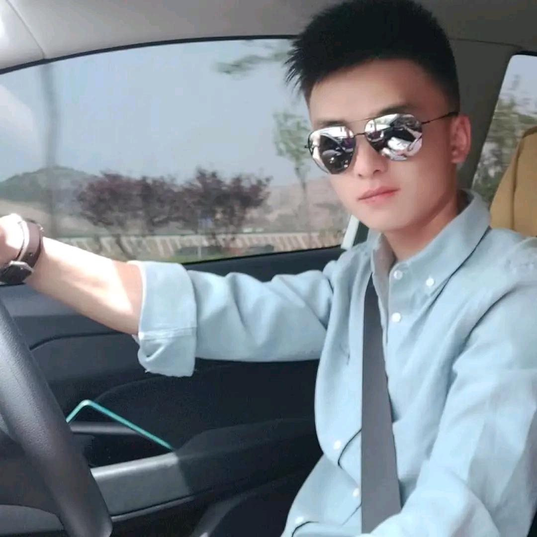 来自农村的小伙，，，，小许