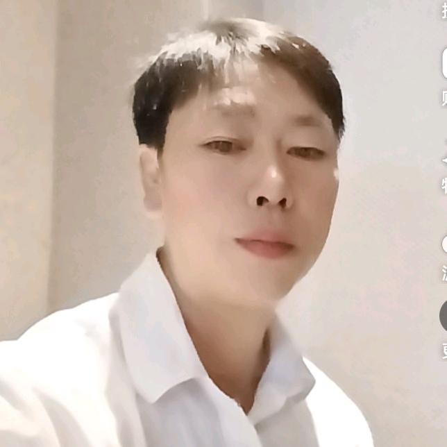 清世傲影