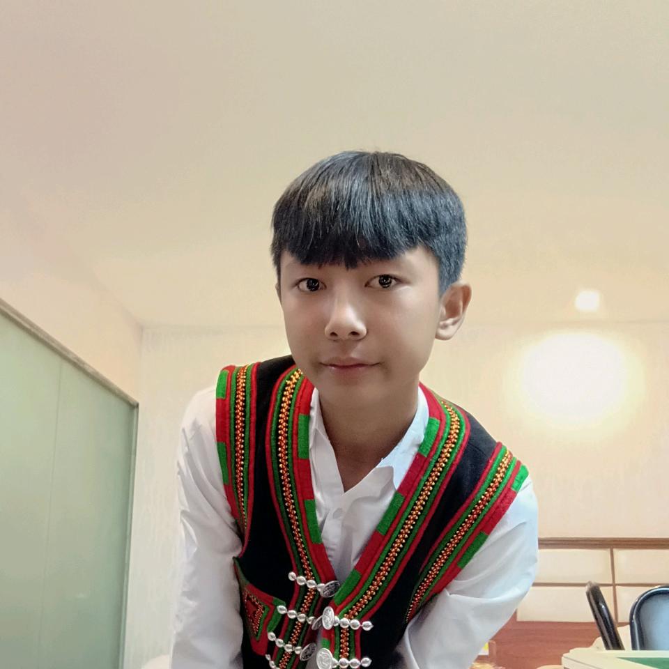 小民，币💤（小号）也是直播号