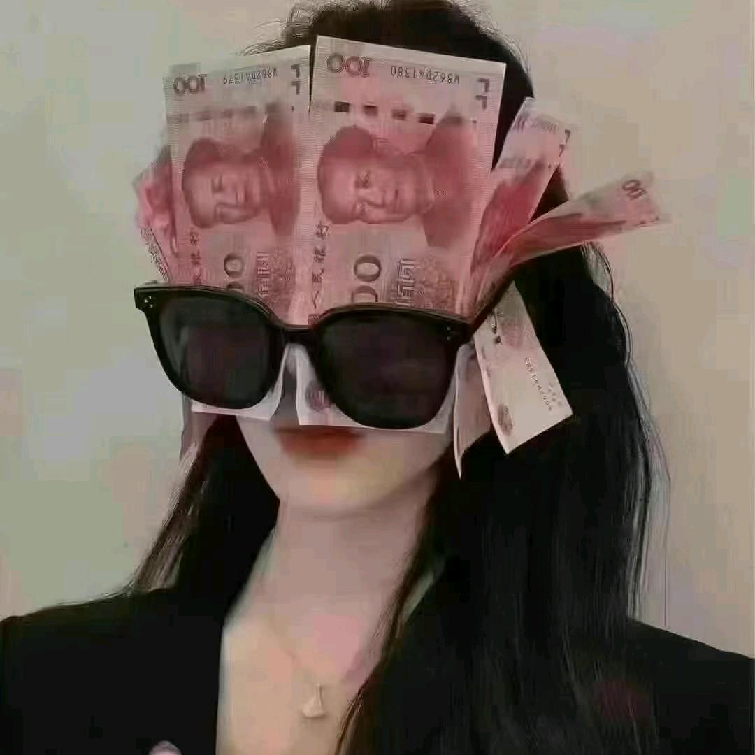 锁骨上养鲸鱼🐳