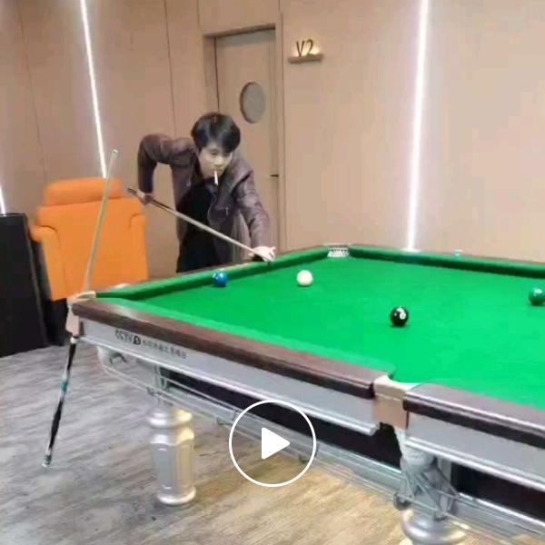 不再轻狂