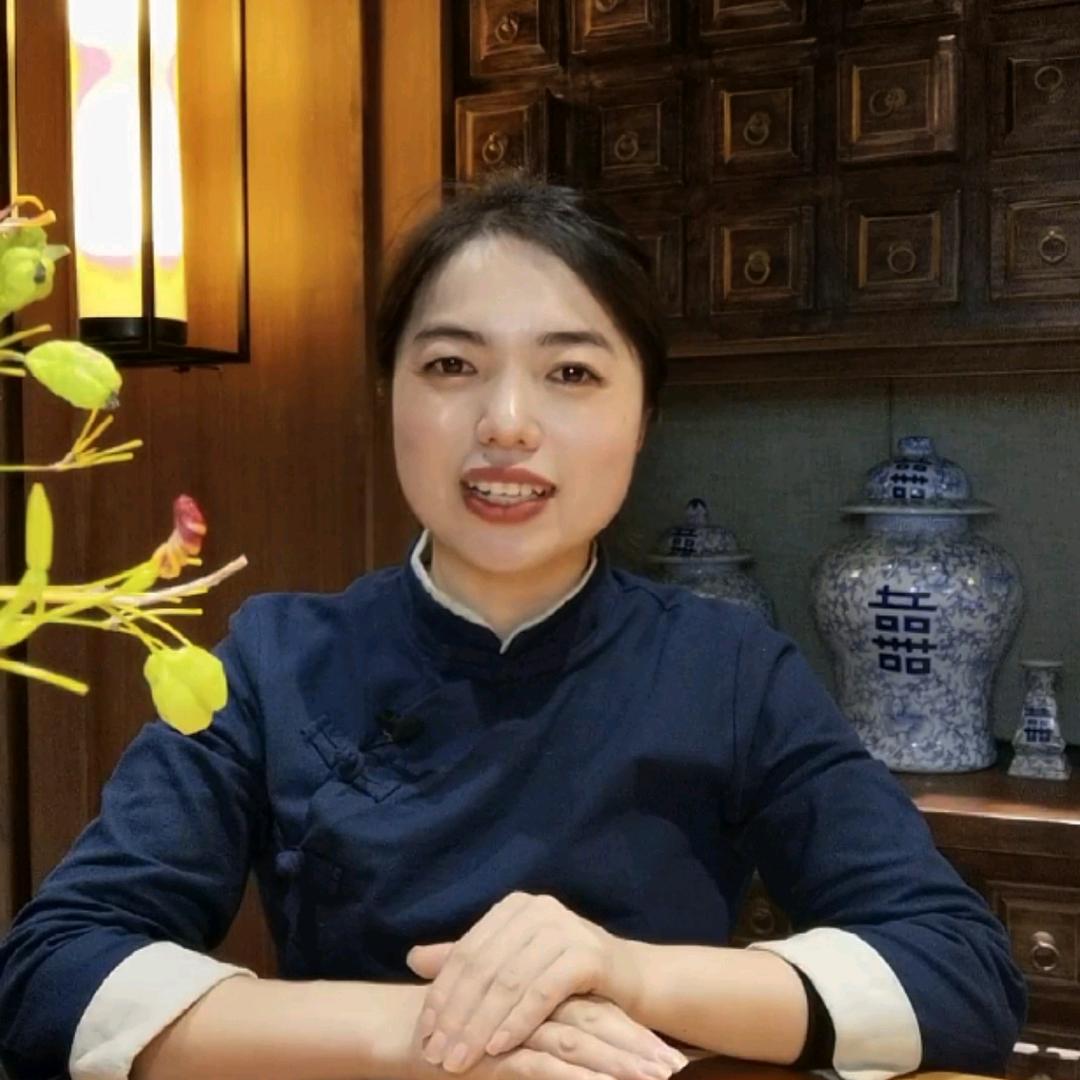 老茶院舍罗霞