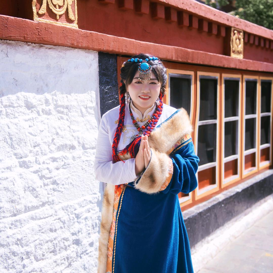 神秘老板娘